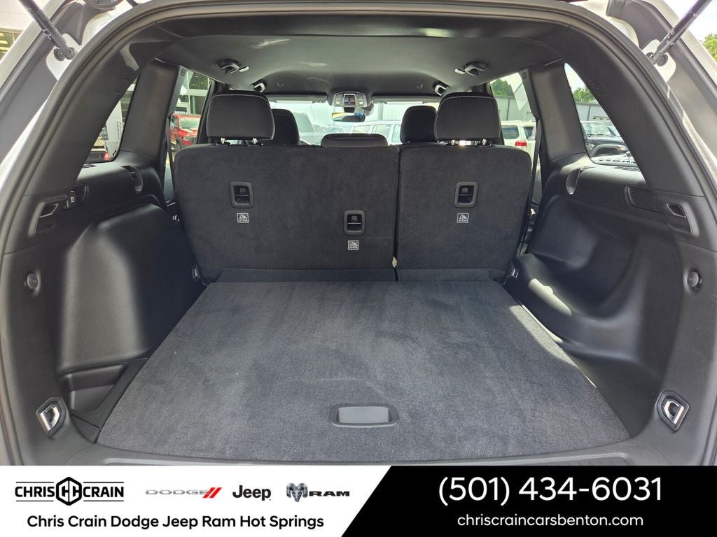 2026 Jeep Grand Cherokee GRAND CHEROKEE LAREDO 4X4