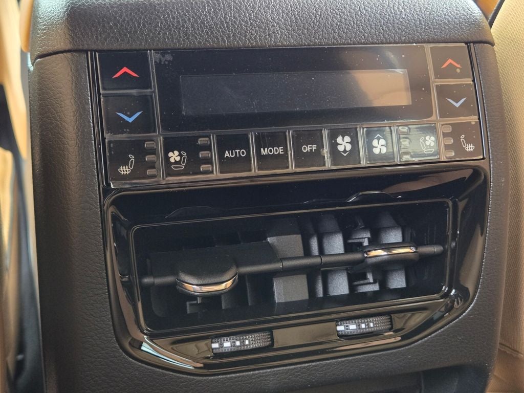 2025 Jeep Grand Cherokee GRAND CHEROKEE SUMMIT RESERVE 4X4