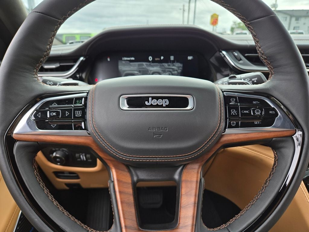 2025 Jeep Grand Cherokee GRAND CHEROKEE SUMMIT RESERVE 4X4