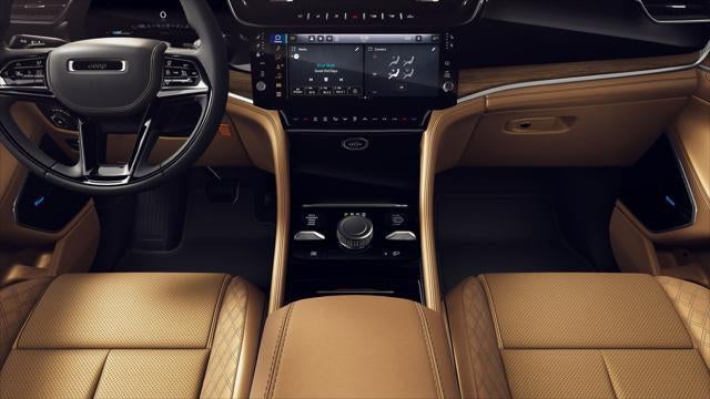 2026 Jeep Grand Cherokee GRAND CHEROKEE SUMMIT 4X4