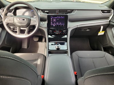 2025 Jeep Grand Cherokee GRAND CHEROKEE L LAREDO 4X2