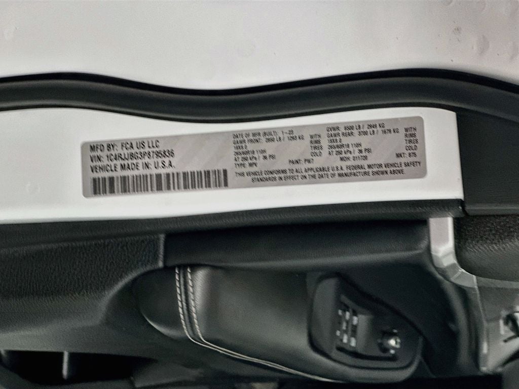 2023 Jeep Grand Cherokee L Limited
