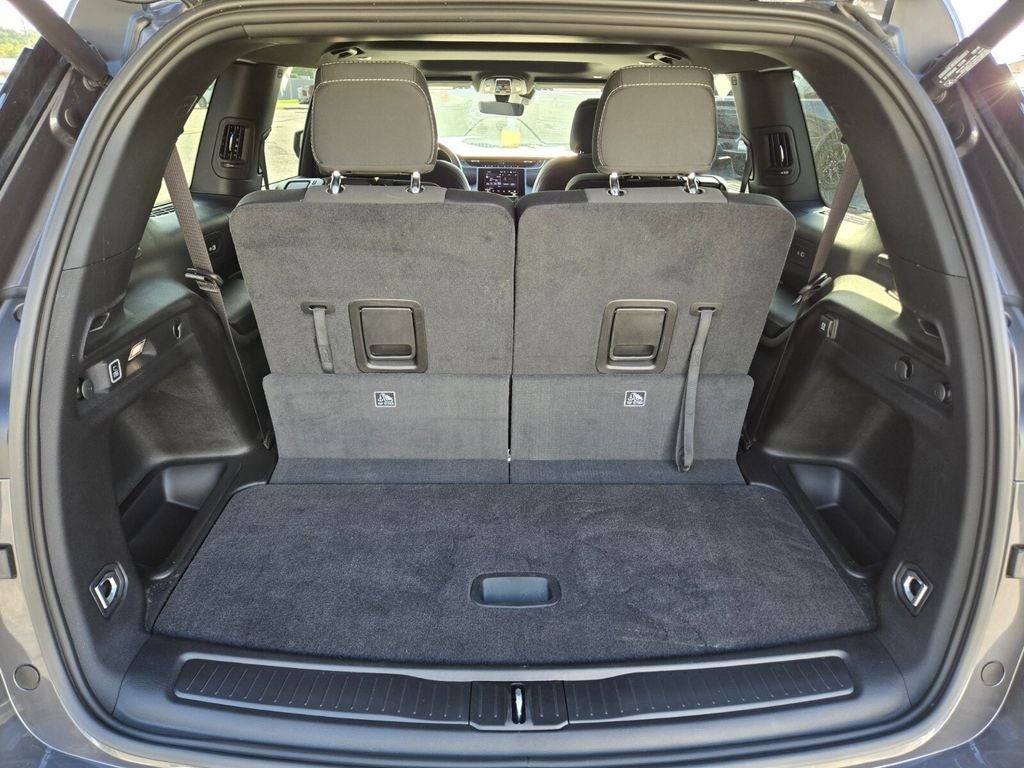 2025 Jeep Grand Cherokee GRAND CHEROKEE L LAREDO X 4X4