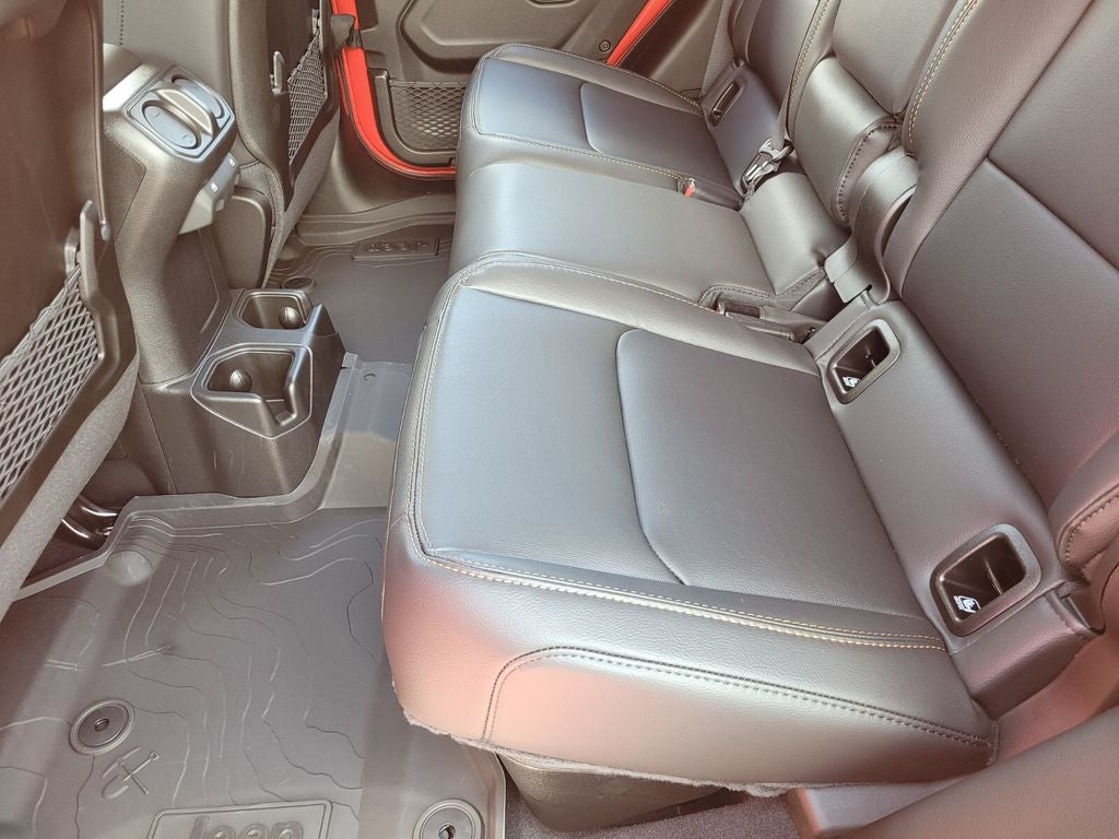 2025 Jeep Gladiator GLADIATOR HIGH TIDE 4X4