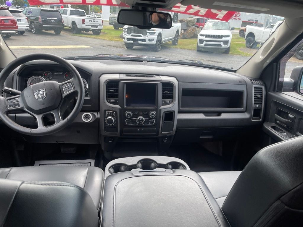 2022 RAM 1500 Classic Tradesman Quad Cab 4x2 6'4' Box