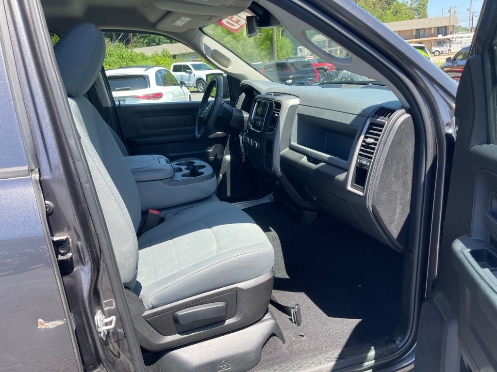 2020 RAM 1500 Classic Tradesman Quad Cab 4x2 6'4' Box