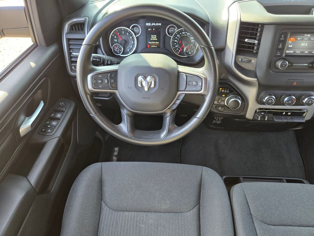 2024 RAM 1500 Tradesman Crew Cab 4x4 5'7' Box