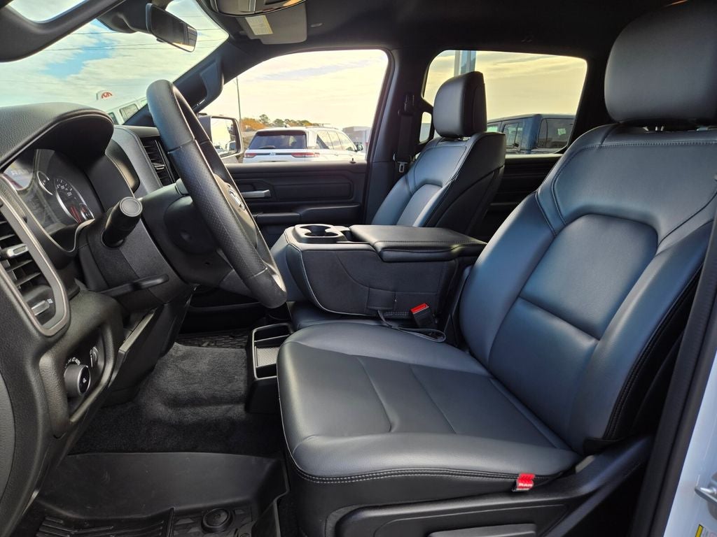 2025 RAM Ram 1500 RAM 1500 TRADESMAN CREW CAB 4X4 5'7' BOX