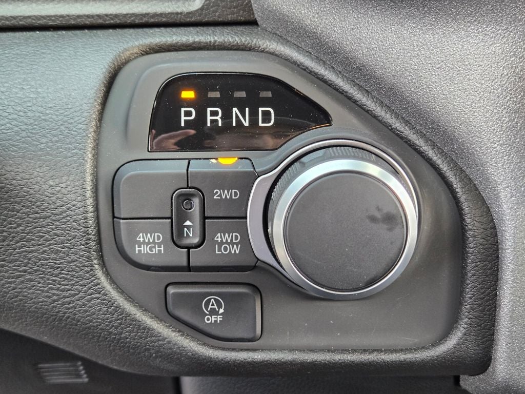 2025 RAM Ram 1500 RAM 1500 TRADESMAN CREW CAB 4X4 5'7' BOX