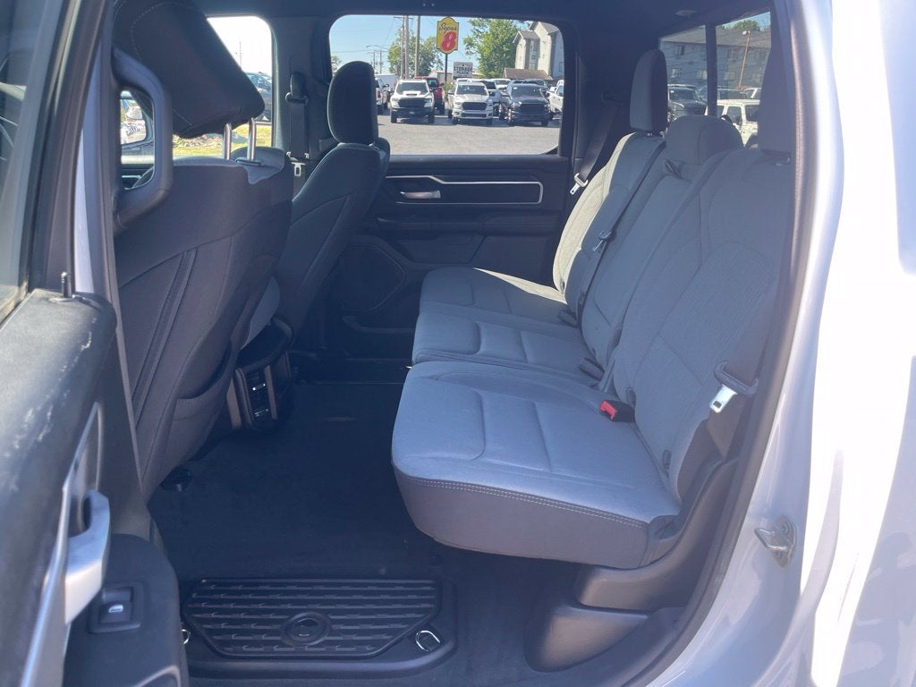 2024 RAM 1500 Big Horn Crew Cab 4x4 5'7' Box
