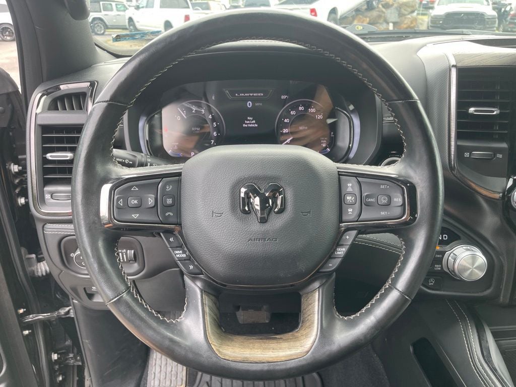 2025 RAM 1500 Limited Crew Cab 4x4 5'7' Box