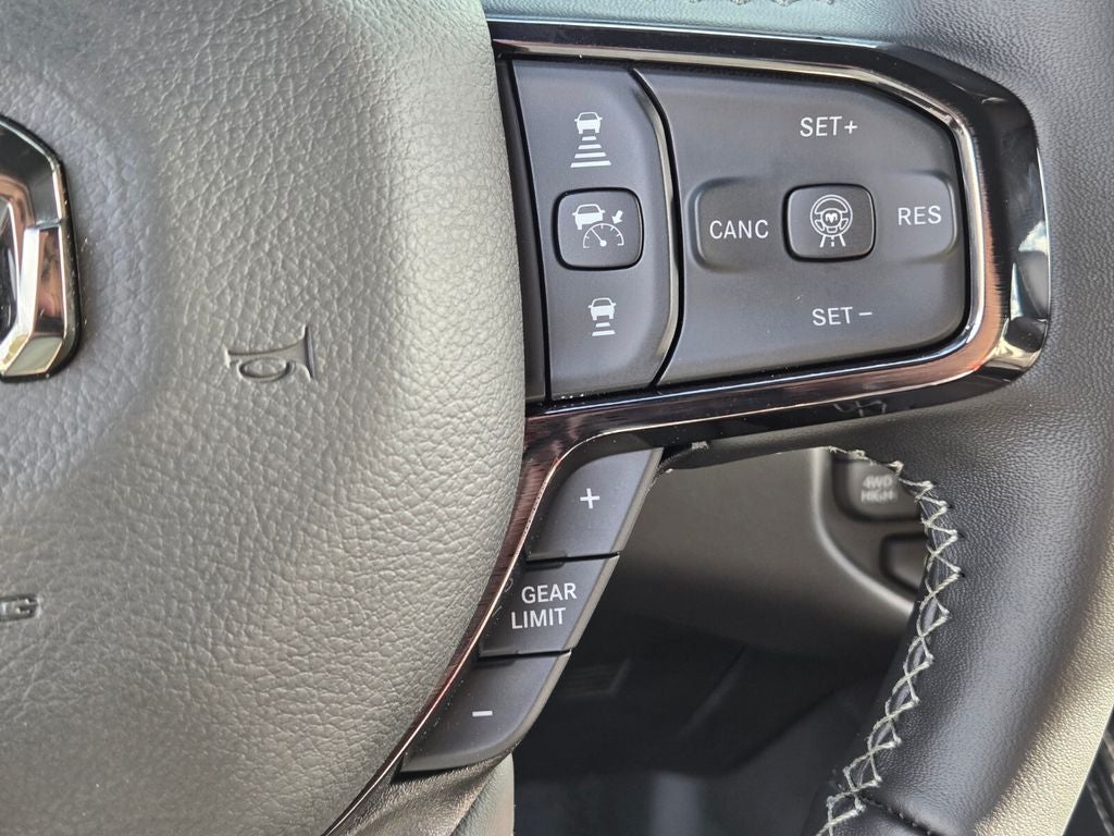 2026 RAM Ram 1500 RAM 1500 LIMITED CREW CAB 4X4 5'7' BOX