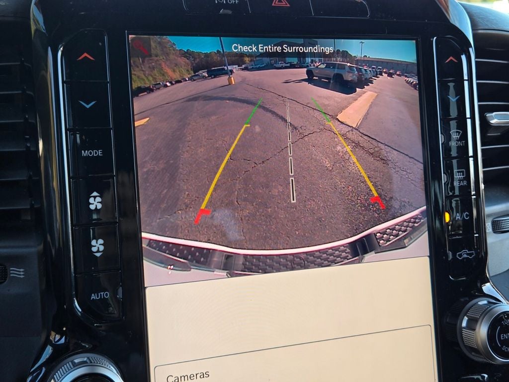 2025 RAM 1500 Laramie Crew Cab 4x4 5'7' Box