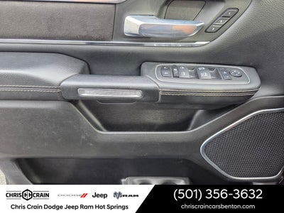 2023 RAM 1500 Laramie Crew Cab 4x4 5'7' Box