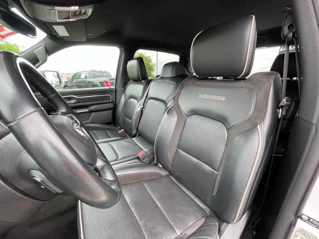 2023 RAM 1500 Laramie Crew Cab 4x4 5'7' Box