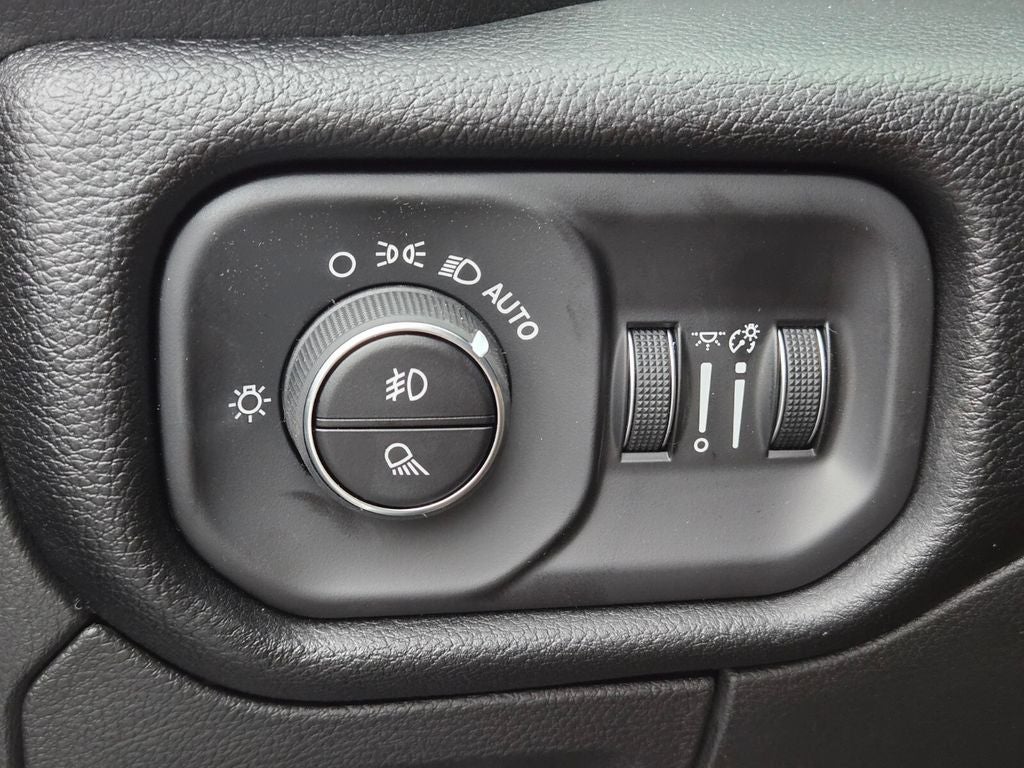 2026 RAM Ram 1500 RAM 1500 LARAMIE CREW CAB 4X4 6'4' BOX