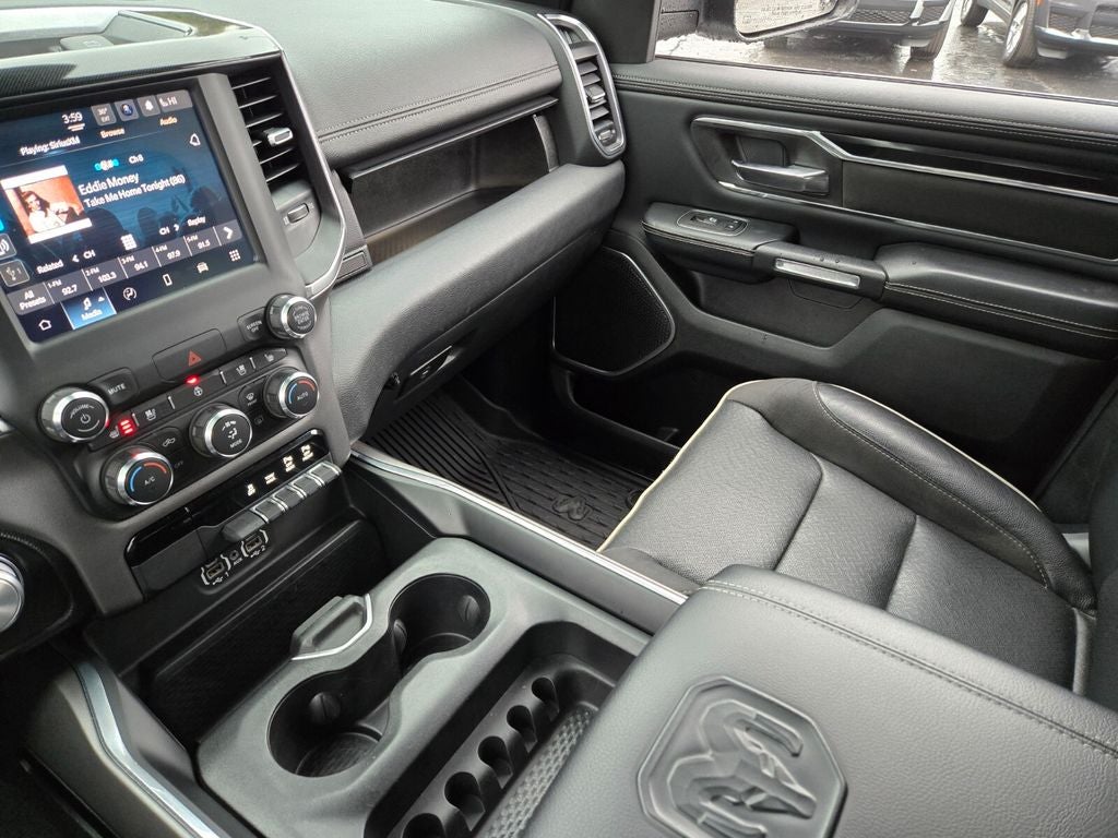 2022 RAM 1500 Laramie Crew Cab 4x4 6'4' Box