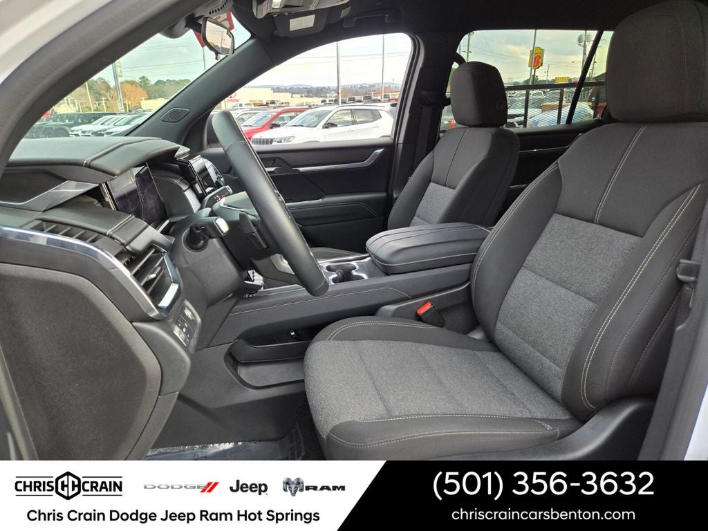 2025 GMC Acadia FWD Elevation