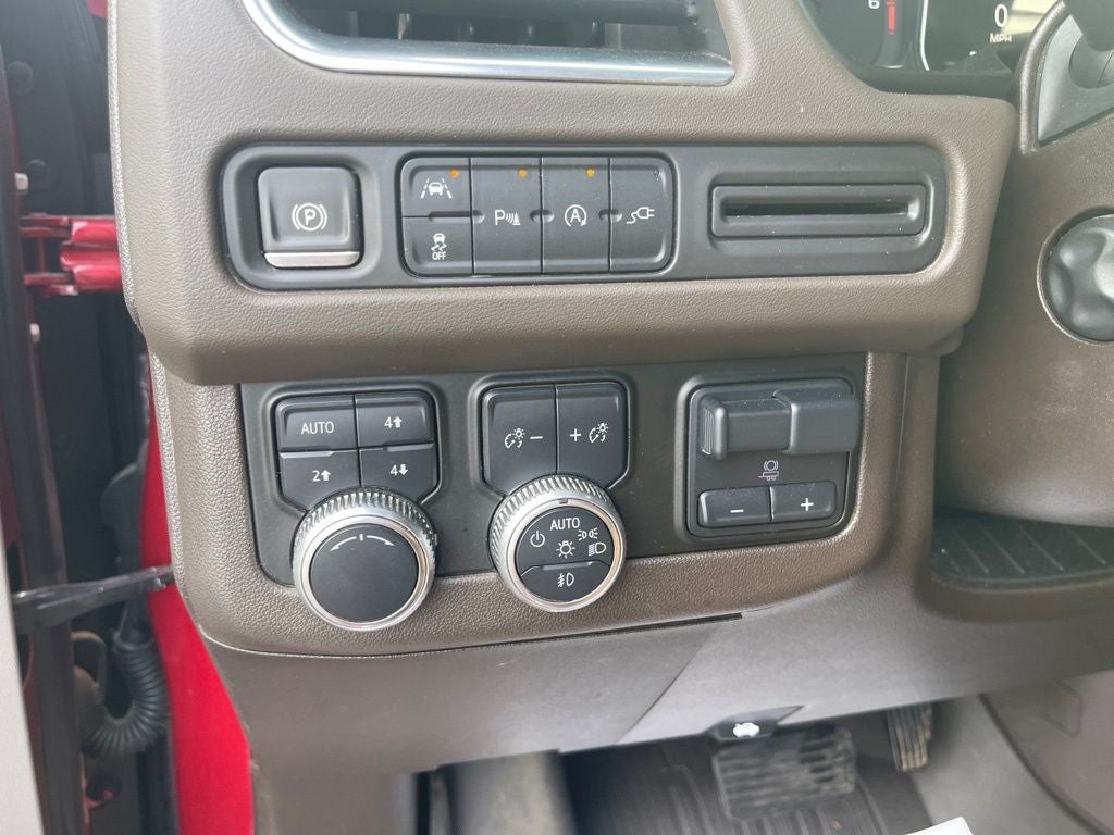 2021 GMC Yukon XL 4WD SLT