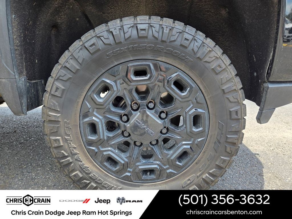 2022 GMC Sierra 2500HD 4WD Crew Cab Standard Bed Denali
