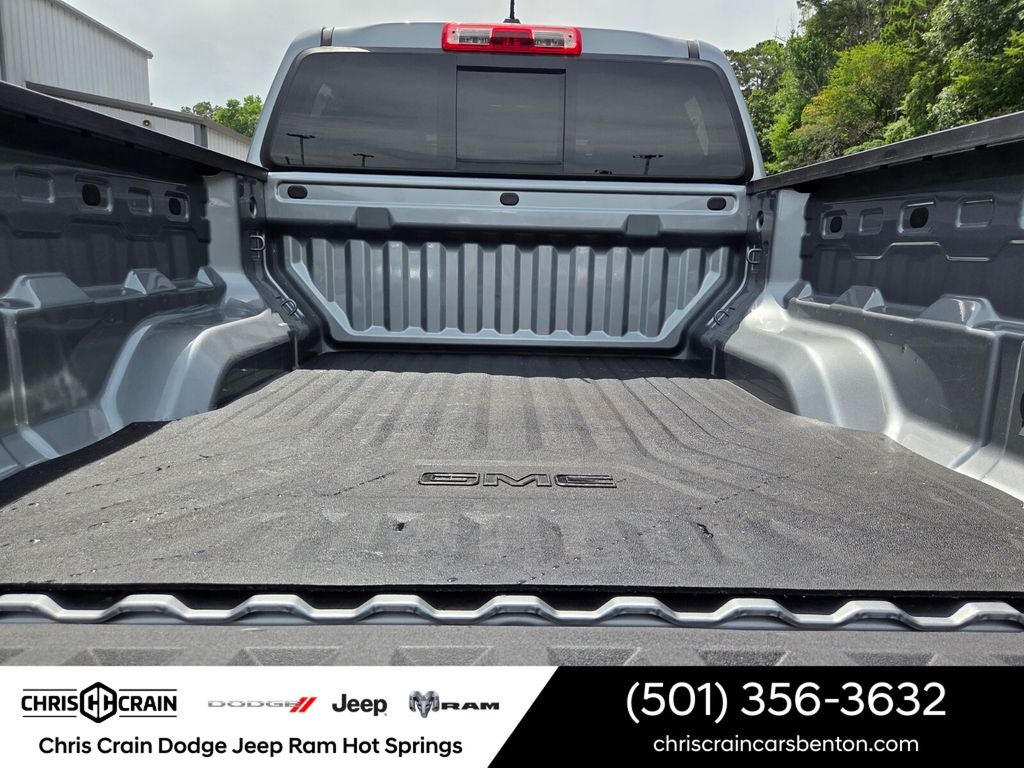 2025 GMC Canyon 4WD AT4