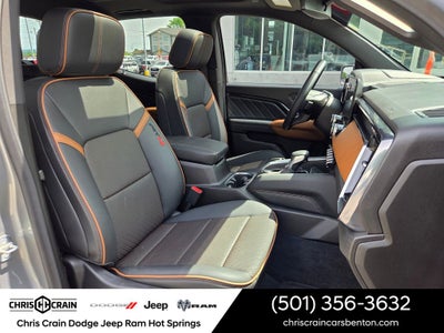 2025 GMC Canyon 4WD AT4