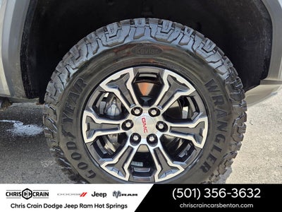 2025 GMC Canyon 4WD AT4