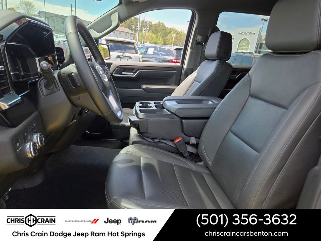 2025 GMC Sierra 1500 4WD Crew Cab Short Box SLT