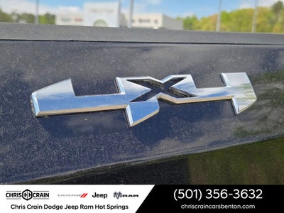 2025 GMC Sierra 1500 4WD Crew Cab Short Box SLT