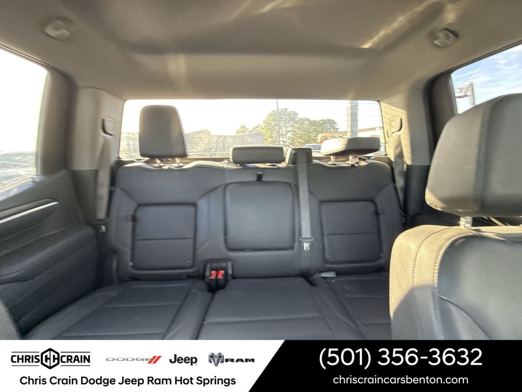 2025 GMC Sierra 1500 4WD Crew Cab Short Box SLT