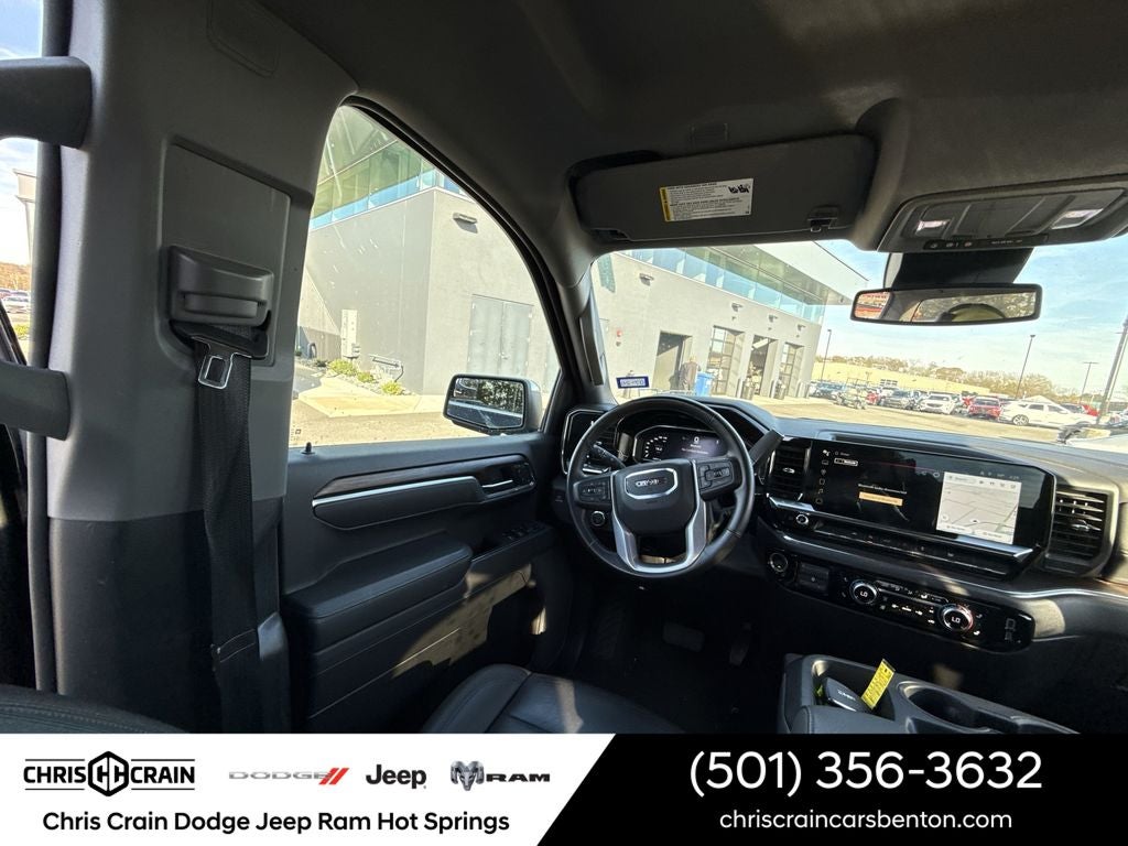 2025 GMC Sierra 1500 4WD Crew Cab Short Box SLT