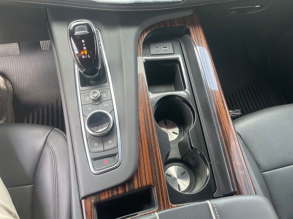 2022 Cadillac Escalade 4WD Luxury