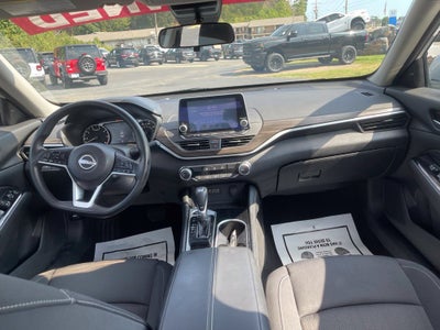 2023 Nissan Altima SV FWD