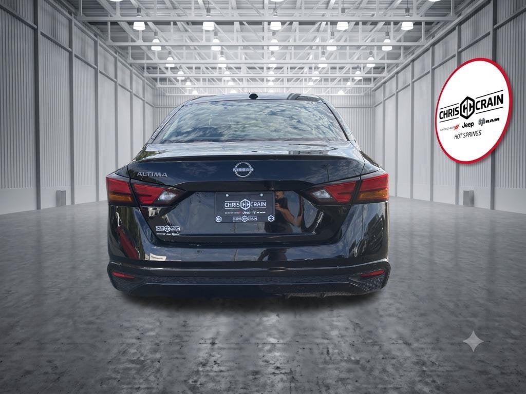 2025 Nissan Altima SV FWD