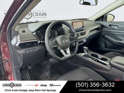 2025 Nissan Altima SV FWD