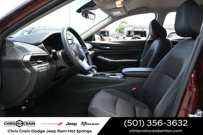 2025 Nissan Altima SV FWD
