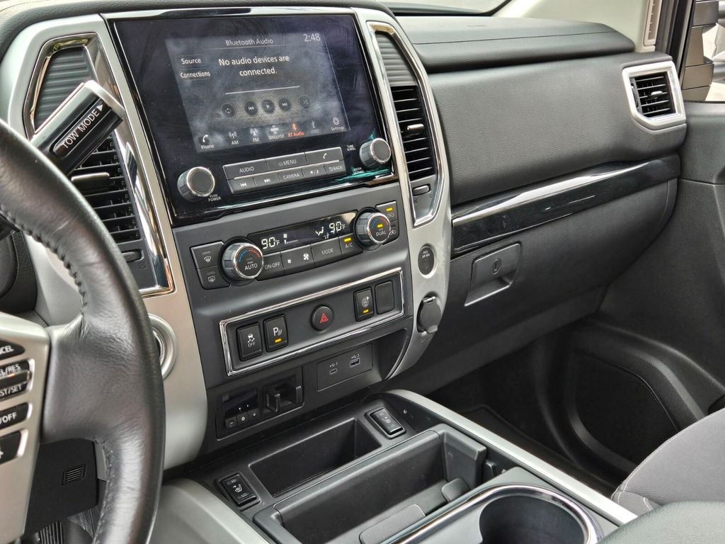 2024 Nissan TITAN Crew Cab SV 4x2