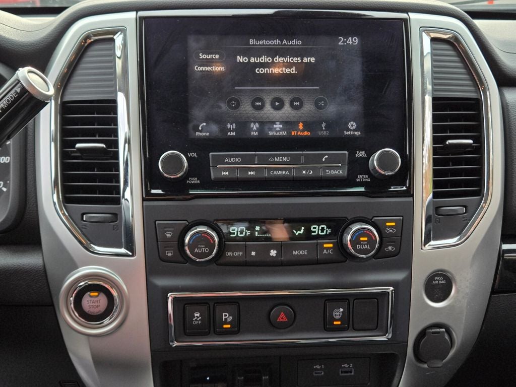 2024 Nissan TITAN Crew Cab SV 4x2