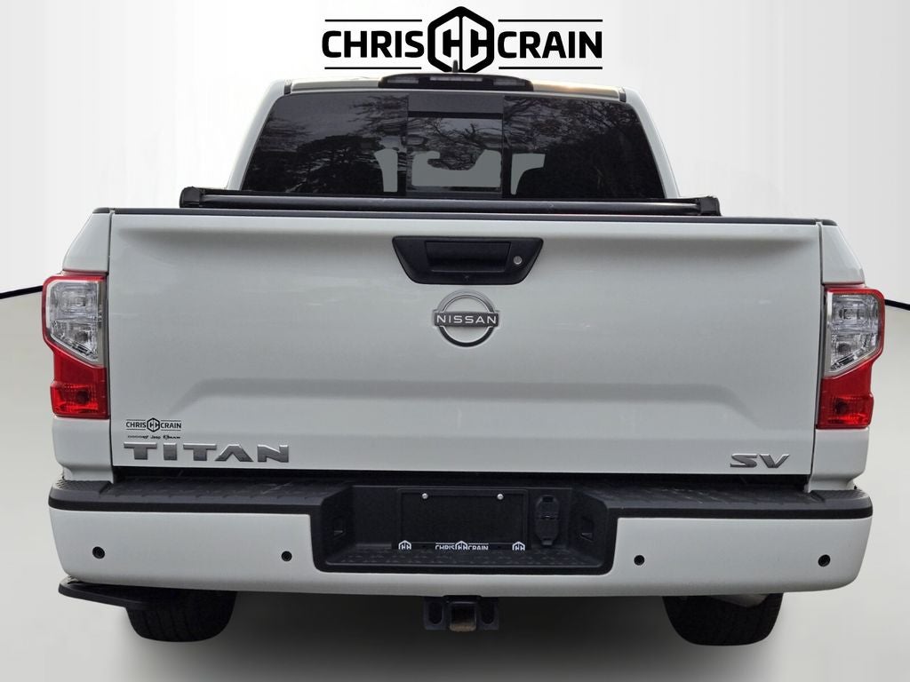 2024 Nissan TITAN Crew Cab SV 4x2