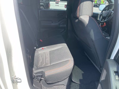 2026 Nissan Frontier Crew Cab PRO-4X 4x4