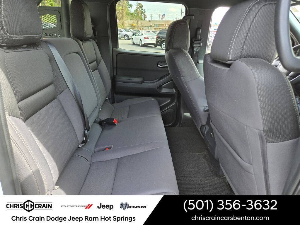 2023 Nissan Frontier Crew Cab SV 4x4