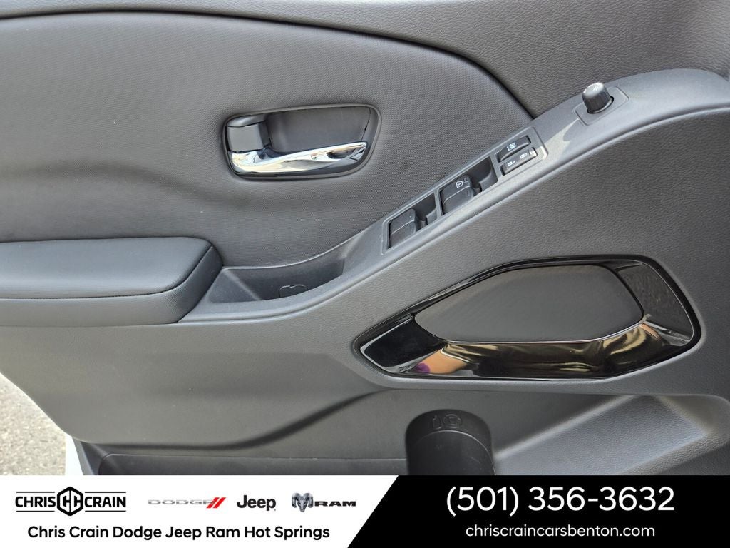 2023 Nissan Frontier Crew Cab SV 4x4