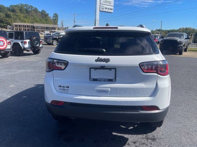 2027 Jeep Compass COMPASS LATITUDE ALTITUDE 4X4