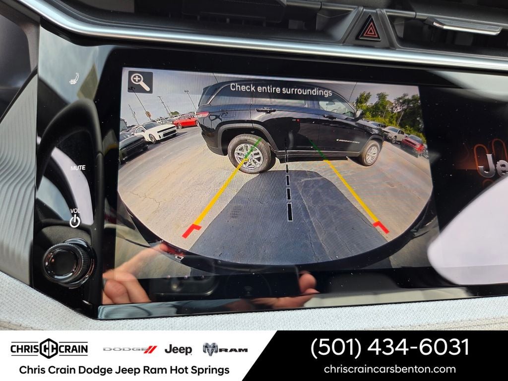 2026 Jeep Cherokee CHEROKEE LAREDO 4X4