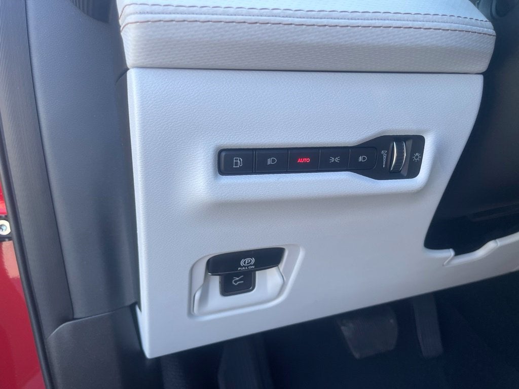 2027 Jeep Cherokee CHEROKEE OVERLAND 4X4