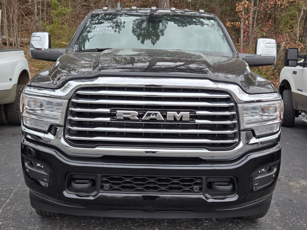 2024 RAM 3500 Limited Longhorn Crew Cab 4x4 8' Box