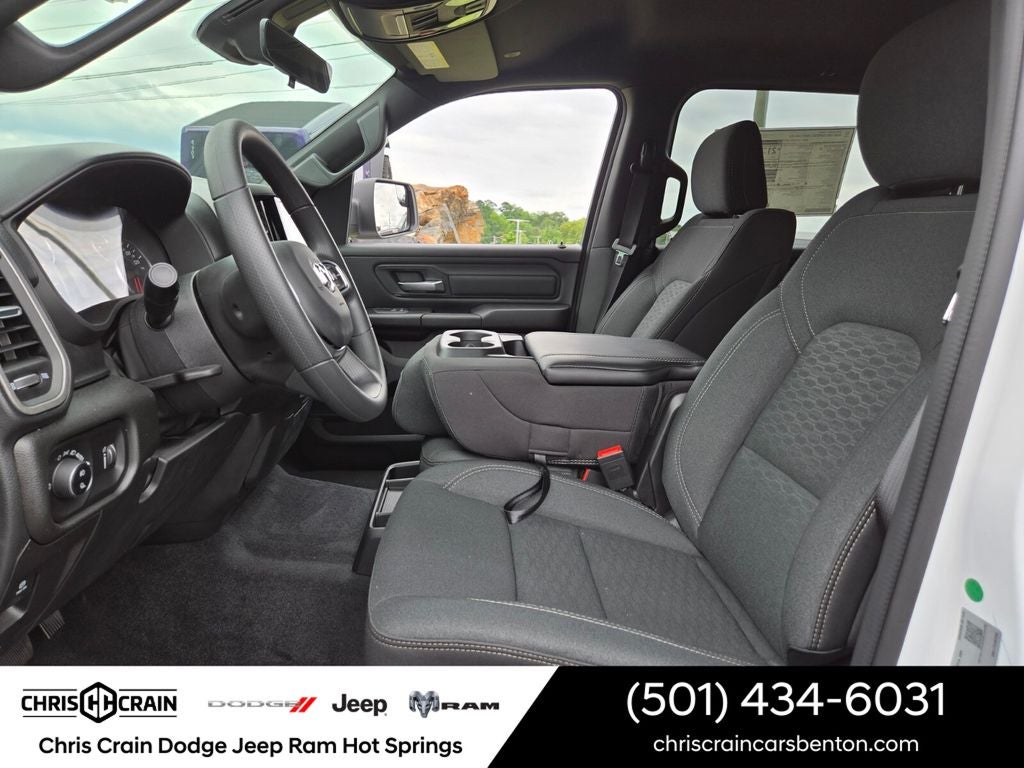 2026 RAM Ram 1500 RAM 1500 EXPRESS CREW CAB 4X4 5'7' BOX