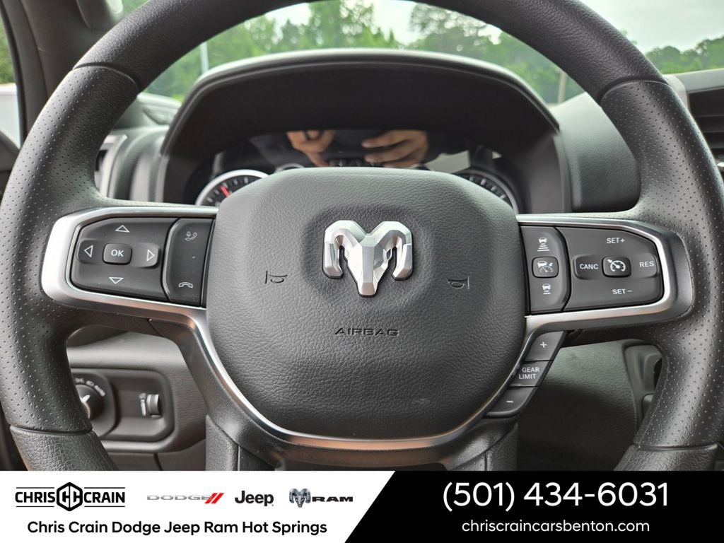 2026 RAM Ram 1500 RAM 1500 EXPRESS CREW CAB 4X4 5'7' BOX