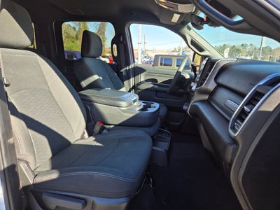 2025 RAM 2500 Big Horn Crew Cab 4x4 6'4' Box