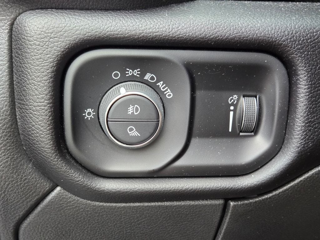 2025 RAM 2500 Big Horn Crew Cab 4x4 6'4' Box